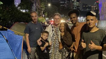 Circle 139 members in Indonesia with refugees